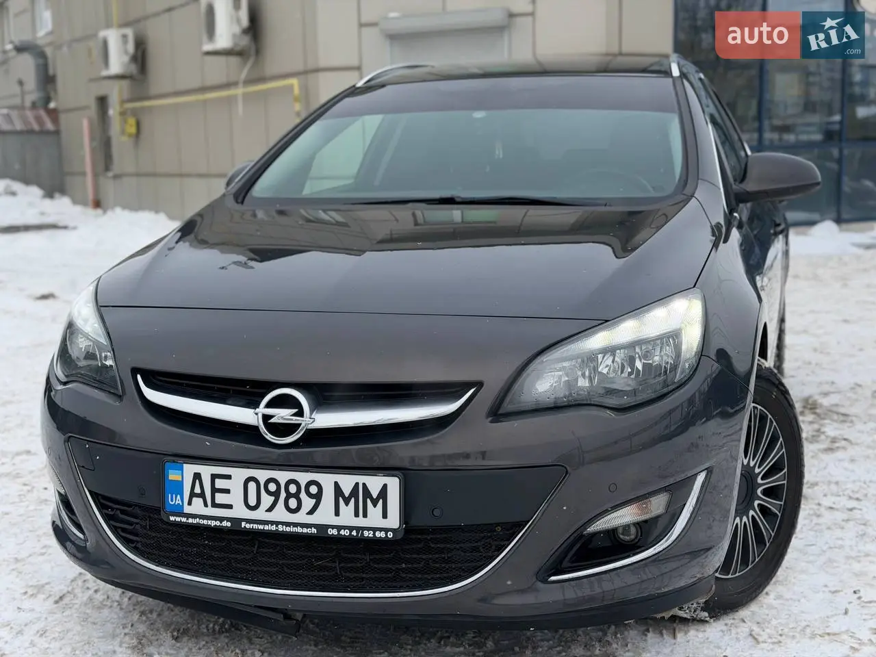 Продам відмінне авто. Кузов без ДТП. Хороша комплектація. Технічно обслужена, робити нічого не треба. Хороша ціна. Телефонуйте.