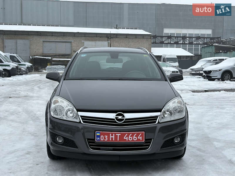 Универсал Opel Astra 2009 в Белой Церкви