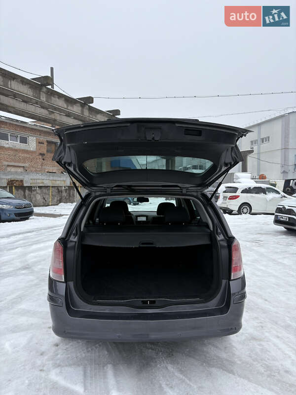 Универсал Opel Astra 2009 в Белой Церкви