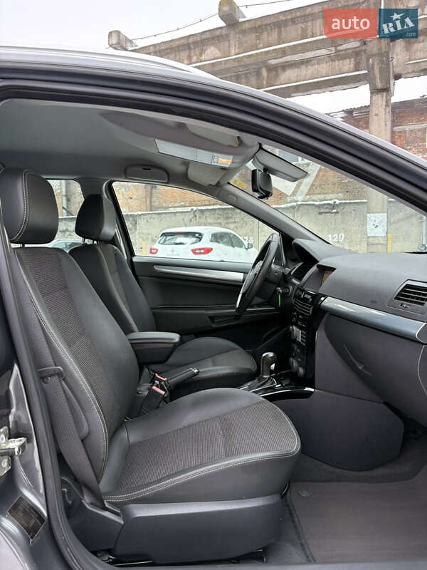 Универсал Opel Astra 2009 в Белой Церкви