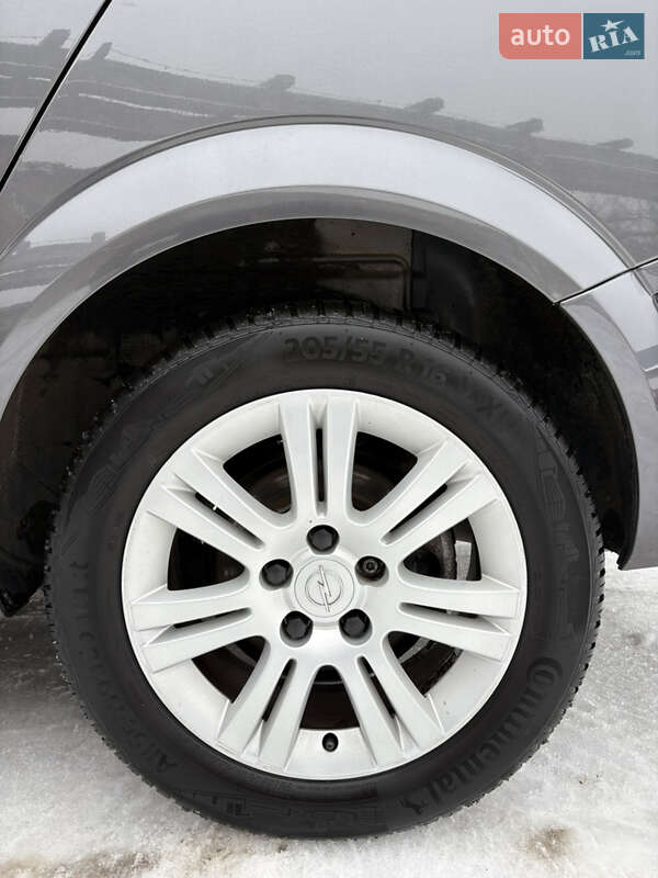 Универсал Opel Astra 2009 в Белой Церкви