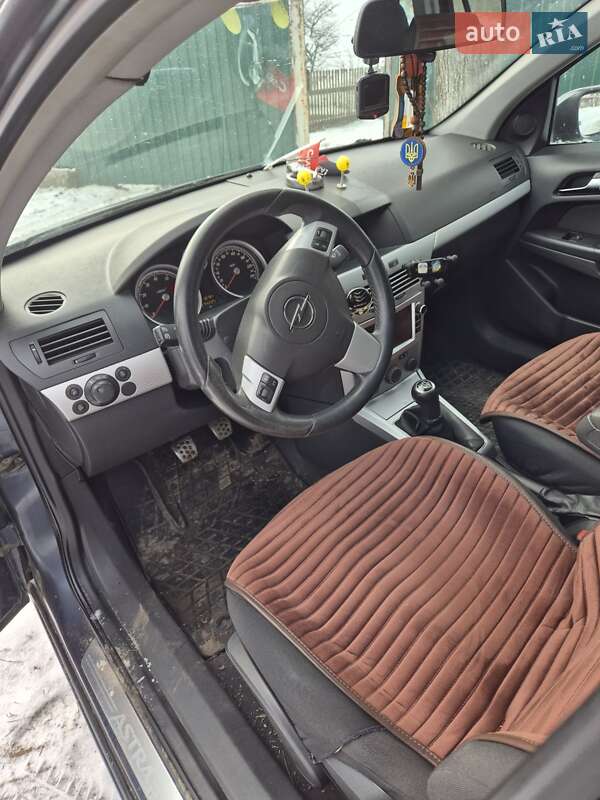 Универсал Opel Astra 2006 в Кропивницком