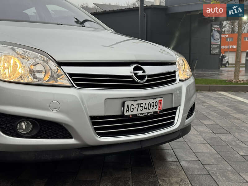 Хэтчбек Opel Astra 2009 в Луцке фото 17 Хэтчбек Opel Astra 2009 в Луцке