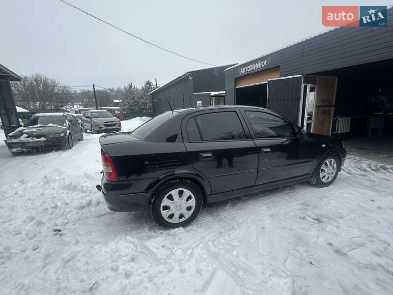 Седан Opel Astra 2008 в Заболотове