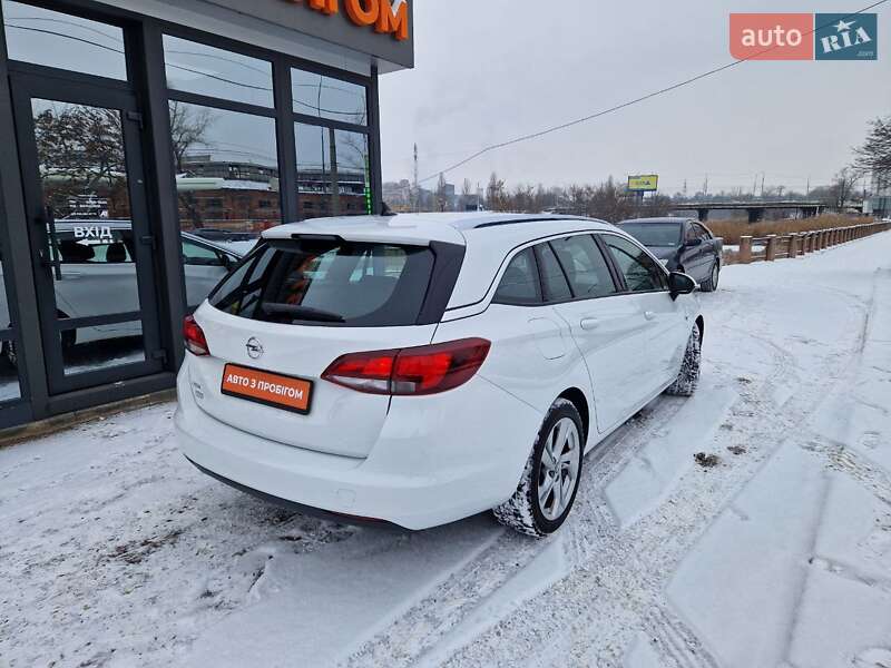 Универсал Opel Astra 2019 в Кропивницком