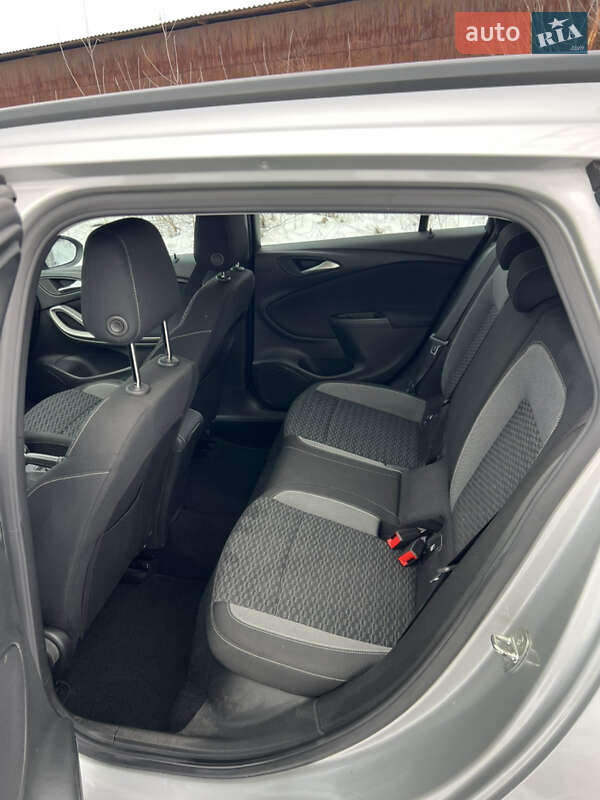 Универсал Opel Astra 2020 в Мукачево