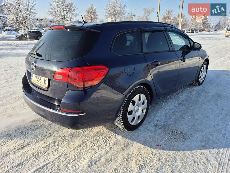 Универсал Opel Astra 2013 в Буче фото 8 Универсал Opel Astra 2013 в Буче