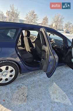 Универсал Opel Astra 2013 в Буче