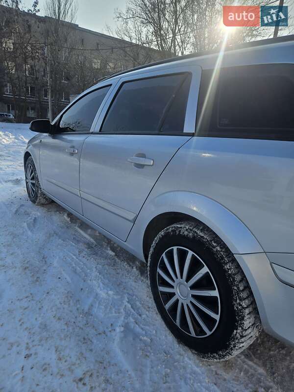Универсал Opel Astra 2006 в Харькове