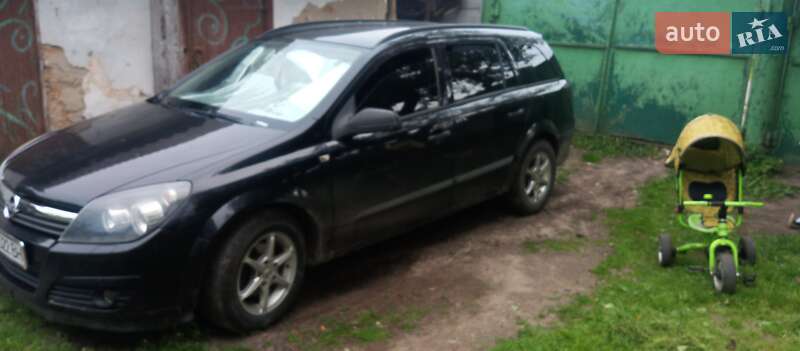 Универсал Opel Astra 2006 в Чернигове