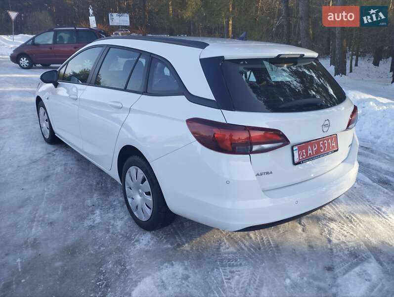 Универсал Opel Astra 2018 в Яворове