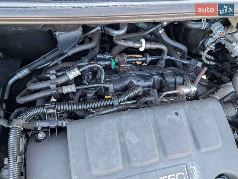 Хэтчбек Opel Astra 2012 в Луцке