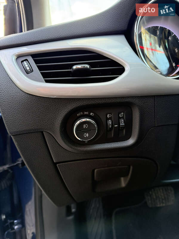 Универсал Opel Astra 2020 в Хмельницком