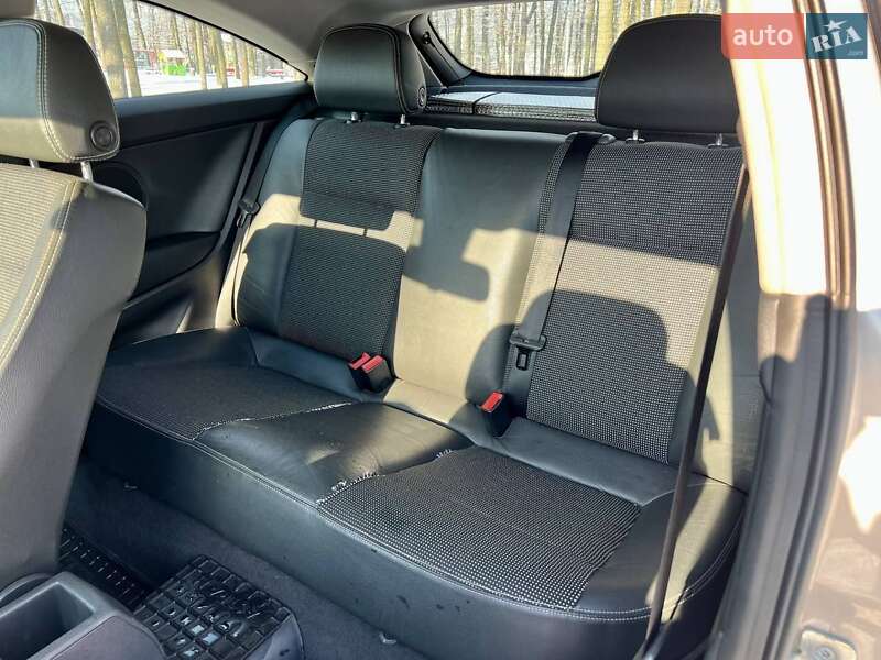 Хэтчбек Opel Astra 2005 в Киеве