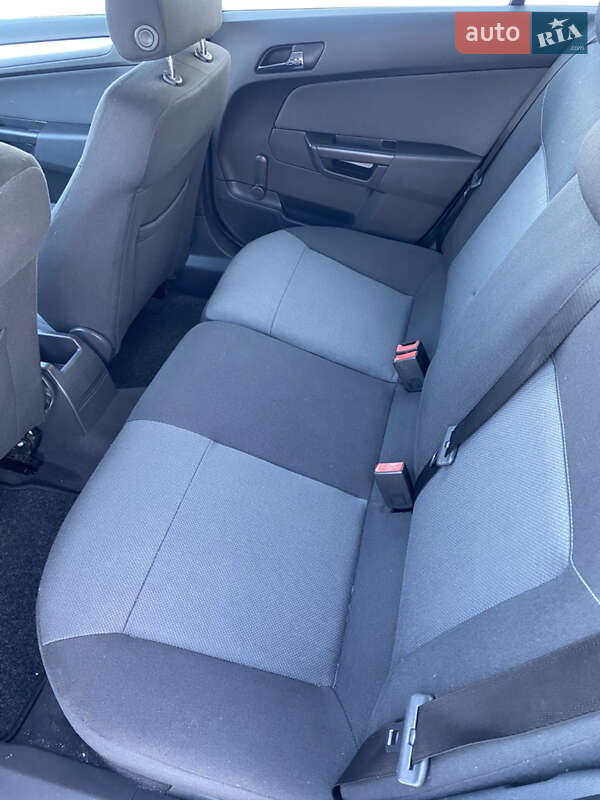 Универсал Opel Astra 2006 в Белой Церкви фото 17 Универсал Opel Astra 2006 в Белой Церкви