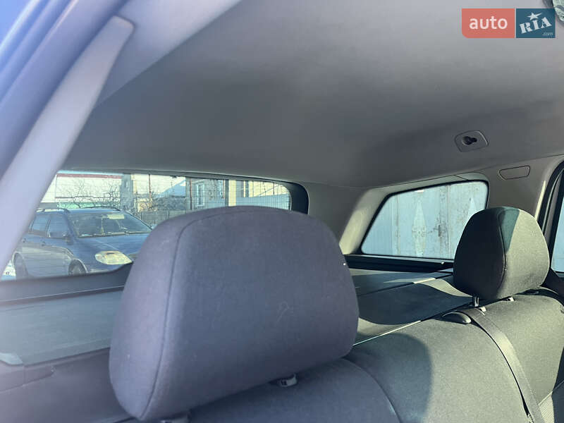 Универсал Opel Astra 2009 в Хусте