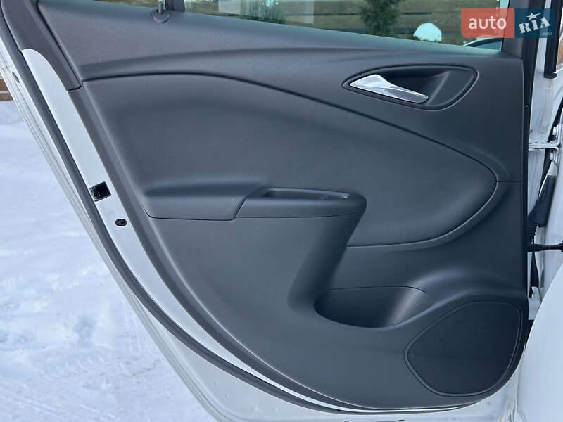 Универсал Opel Astra 2020 в Стрые