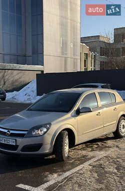 Хетчбек Opel Astra 2006 в Івано-Франківську