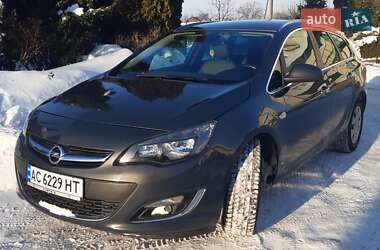 Универсал Opel Astra 2016 в Нововолынске