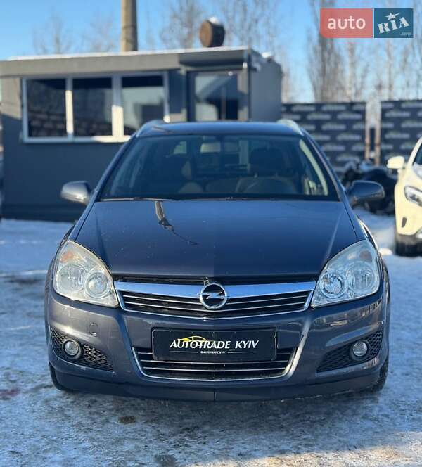 Универсал Opel Astra 2008 в Киеве