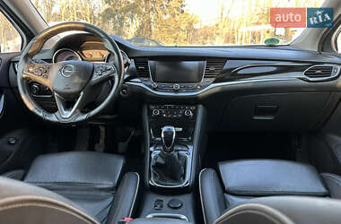 Универсал Opel Astra 2016 в Ивано-Франковске