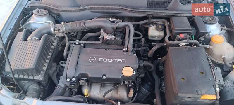 Седан Opel Astra 2008 в Стрые фото 20 Седан Opel Astra 2008 в Стрые