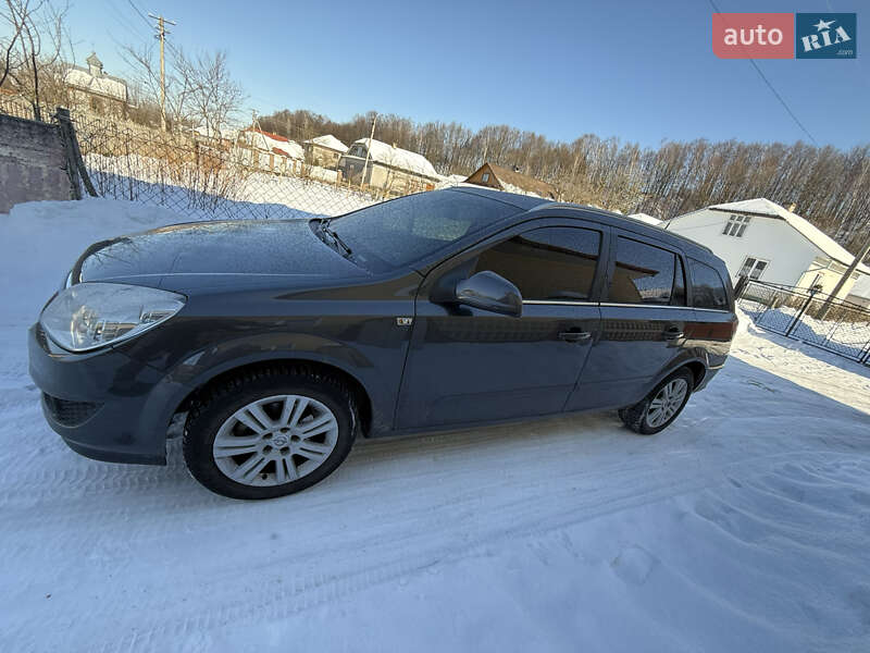 Универсал Opel Astra 2009 в Ивано-Франковске фото 13 Универсал Opel Astra 2009 в Ивано-Франковске