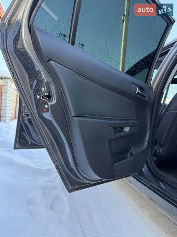 Универсал Opel Astra 2009 в Ивано-Франковске фото 23 Универсал Opel Astra 2009 в Ивано-Франковске