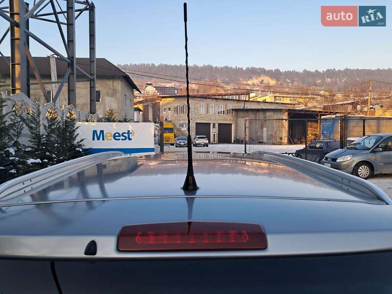 Универсал Opel Astra 2009 в Могилев-Подольске