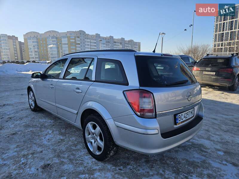 Opel Astra 2008 Opel Astra 2008