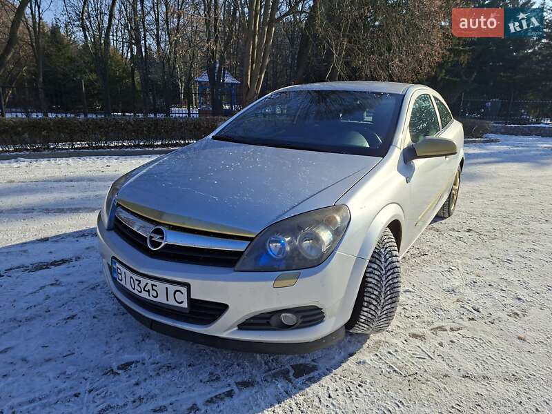 Купе Opel Astra 2007 в Миргороде