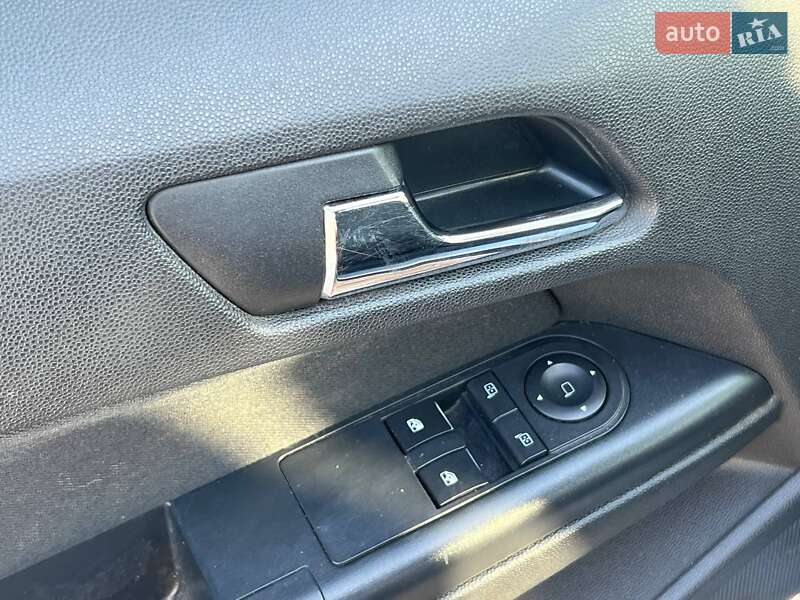 Седан Opel Astra 2012 в Киеве