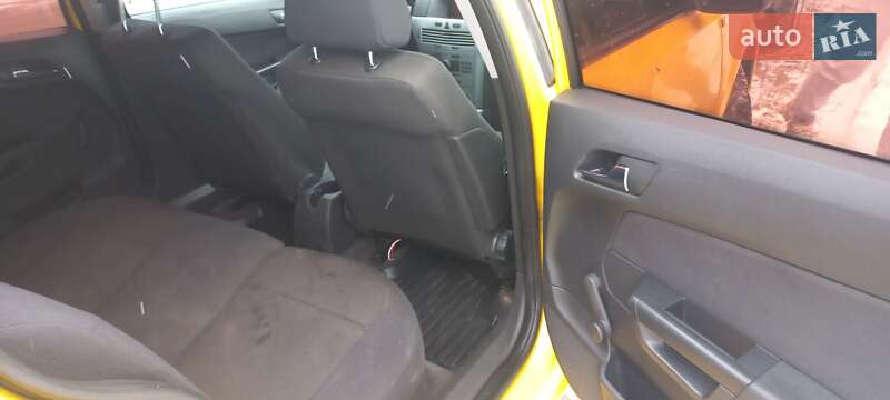 Универсал Opel Astra 2009 в Глухове