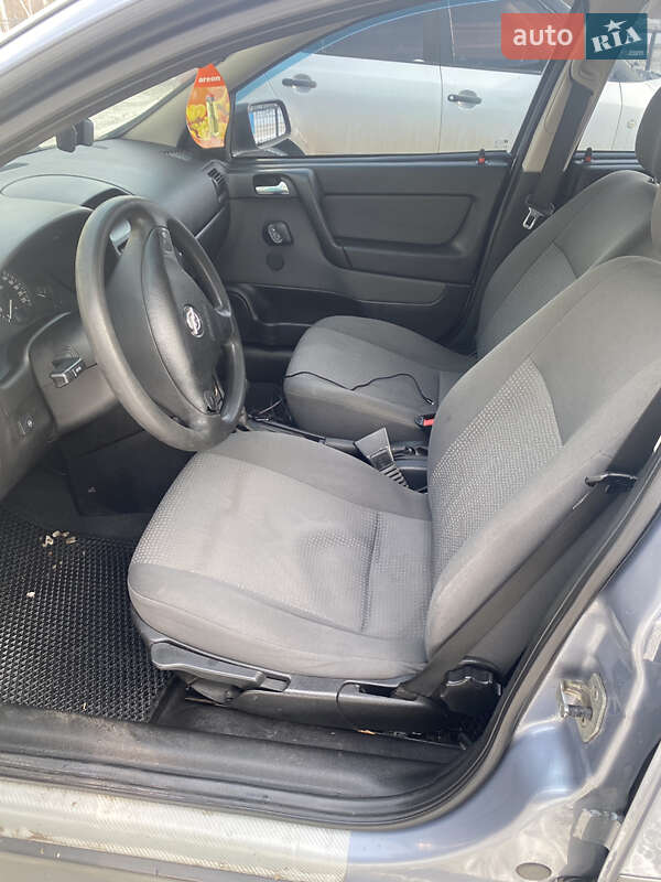 Седан Opel Astra 2007 в Полтаве фото 5 Седан Opel Astra 2007 в Полтаве