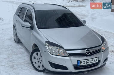 Универсал Opel Astra 2009 в Тернополе