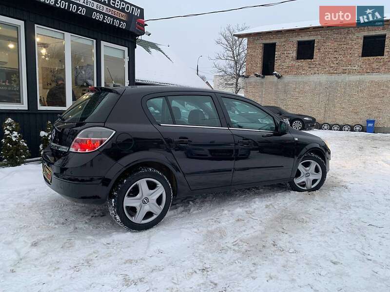 Хетчбек Opel Astra 2010 в Коломиї