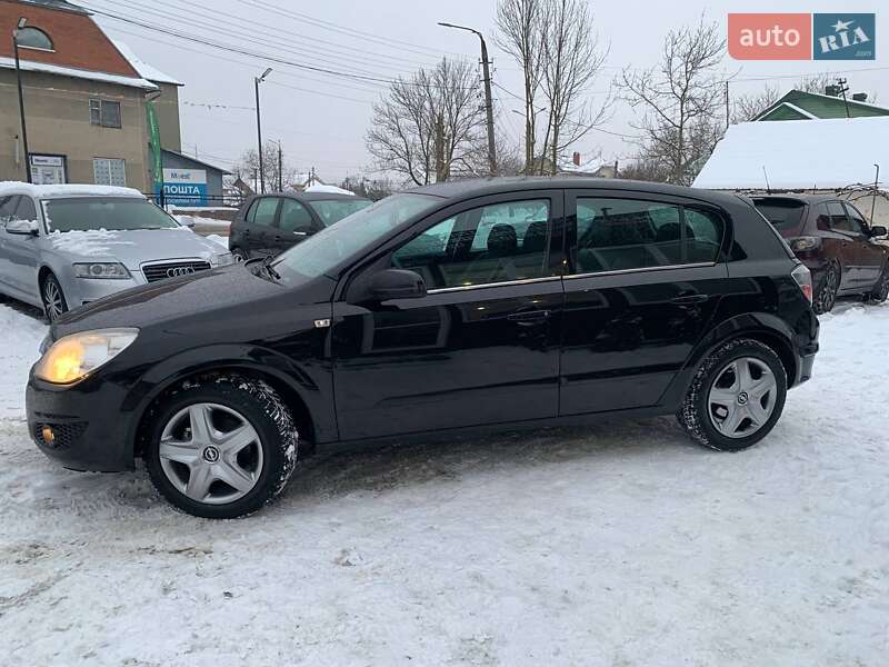Хетчбек Opel Astra 2010 в Коломиї