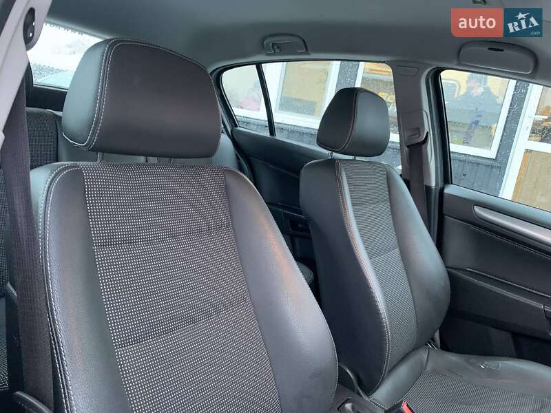 Хетчбек Opel Astra 2010 в Коломиї