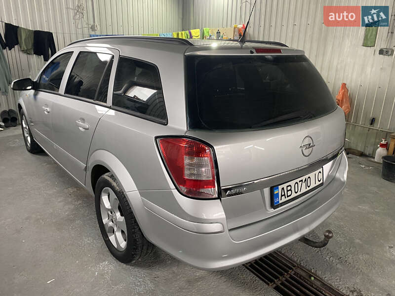 Opel Astra 2008 Opel Astra 2008