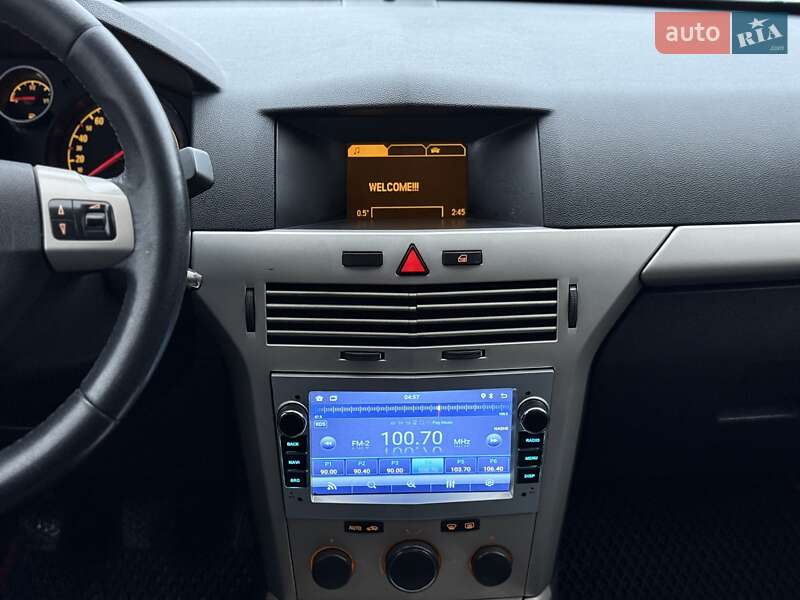 Универсал Opel Astra 2007 в Ровно