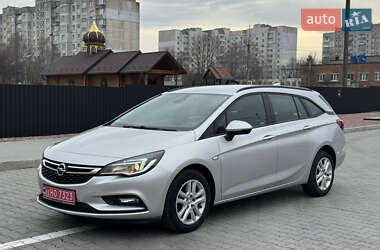 Універсал Opel Astra 2018 в Хмельницькому