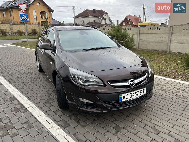 Универсал Opel Astra 2014 в Луцке фото 10 Универсал Opel Astra 2014 в Луцке