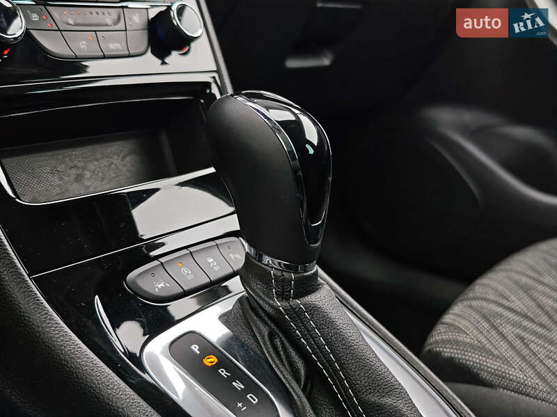 Универсал Opel Astra 2020 в Луцке