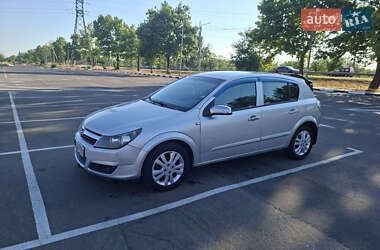 Хэтчбек Opel Astra 2005 в Николаеве