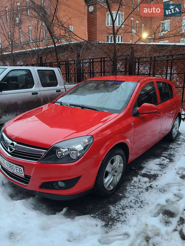 Opel Astra 2013 Opel Astra 2013
