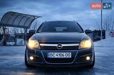 Универсал Opel Astra 2005 в Золочеве