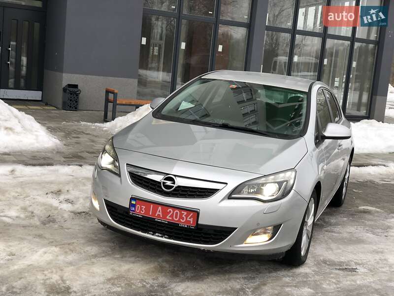 Хэтчбек Opel Astra 2012 в Львове фото 4 Хэтчбек Opel Astra 2012 в Львове