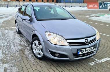 Хэтчбек Opel Astra 2007 в Тернополе