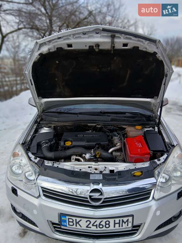 Универсал Opel Astra 2008 в Ровно фото 13 Универсал Opel Astra 2008 в Ровно