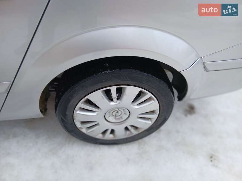 Универсал Opel Astra 2008 в Ровно фото 28 Универсал Opel Astra 2008 в Ровно